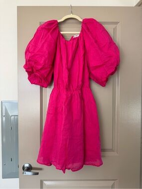 a loves a Hot Pink Puff-Sleeve Dress